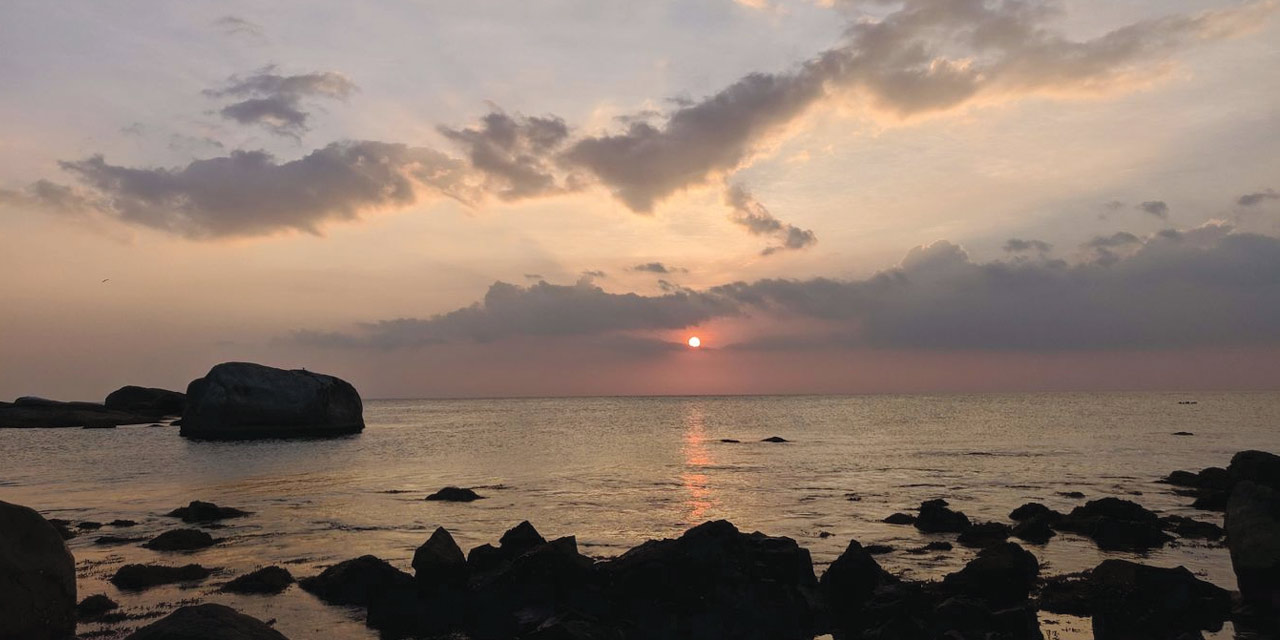 Sunset Point, Kanyakumari Tourist Attraction