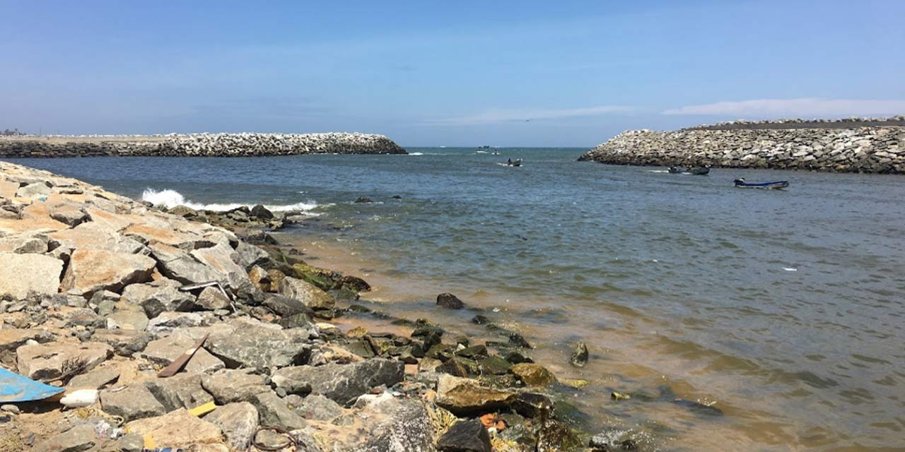 Thengapattinam Beach, Kanyakumari Tourist Attraction
